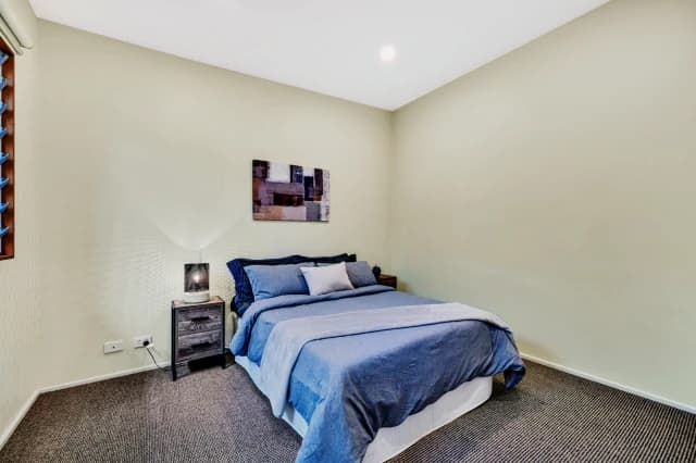 35 Liddon Place