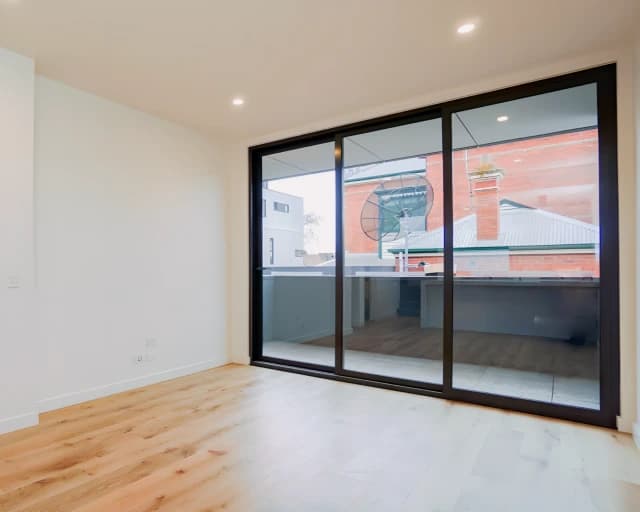 2 Bedroom