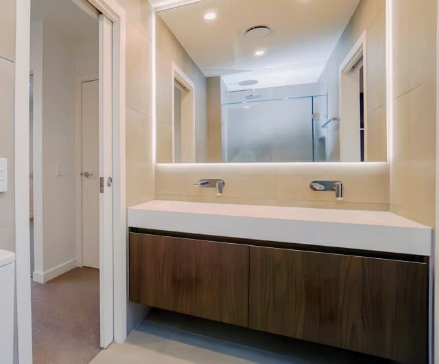 2 Bedroom