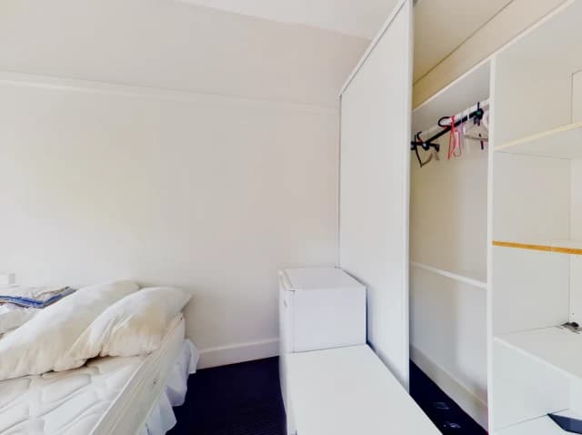 Room 202