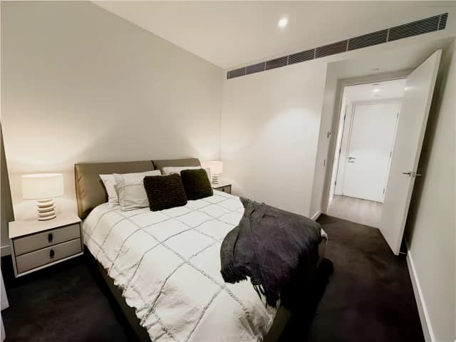 2 bed 2 bath