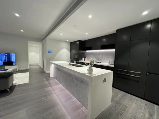 2 bed 2 bath