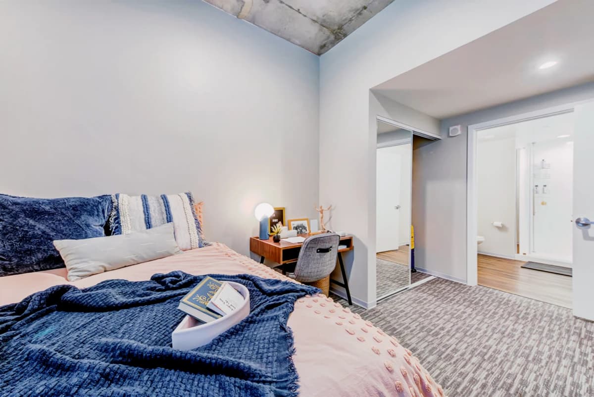 1 Bed 1 Bath Shared