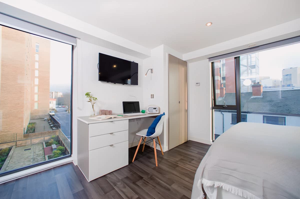 Primus Place image