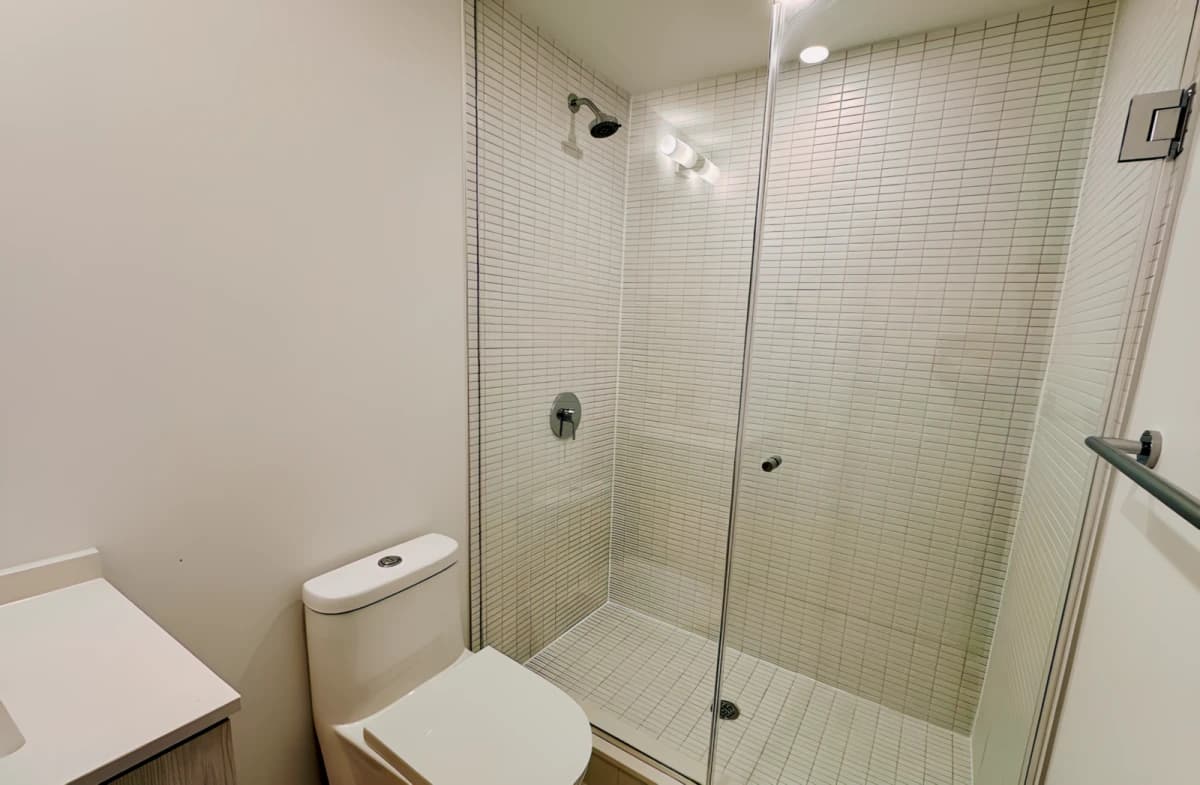 2 Beds 2 Baths