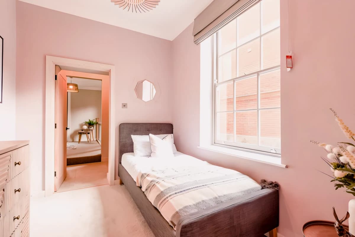 2 Bedrooms 1.5 Bathroom