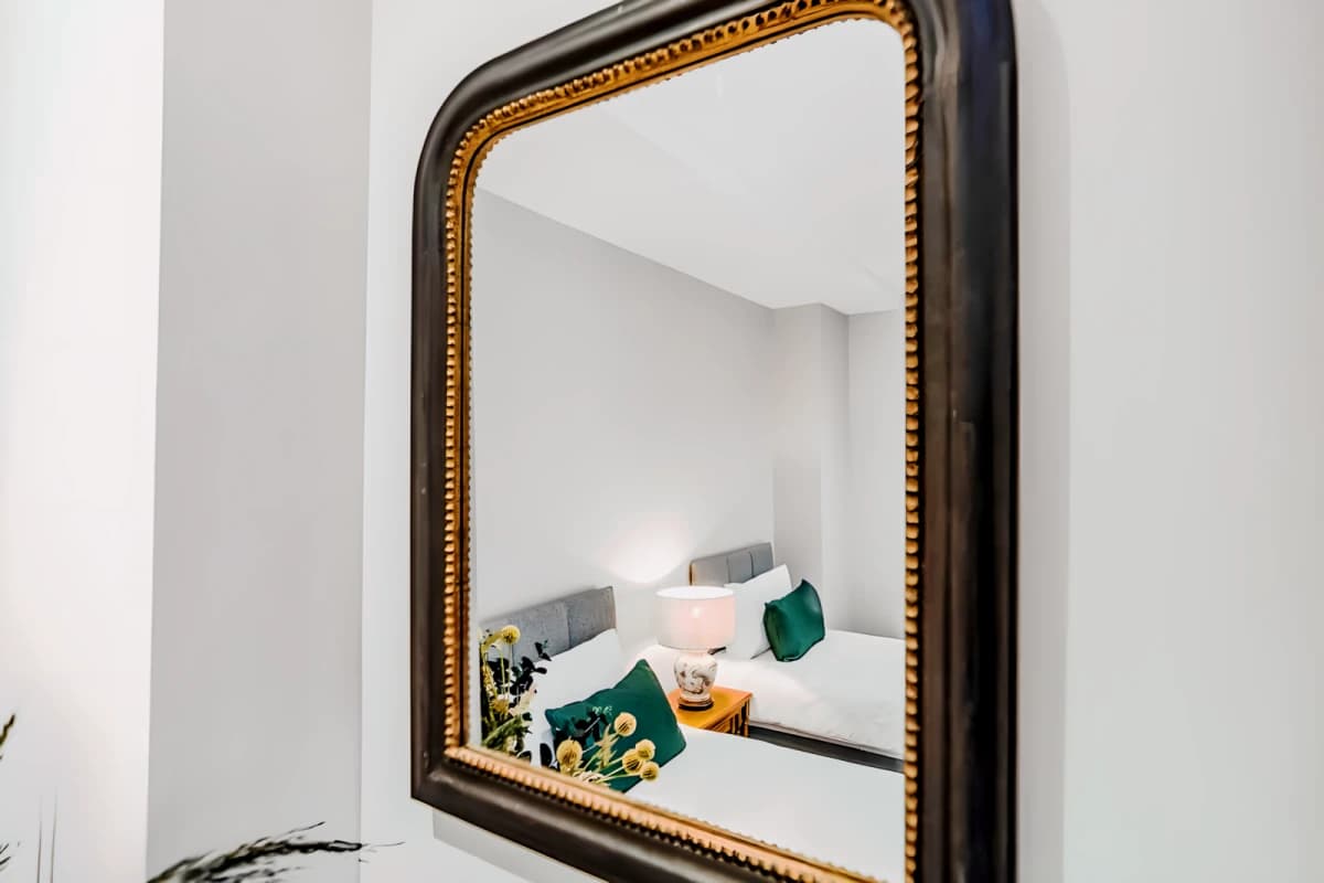 2 Bedrooms  2 Bathroom