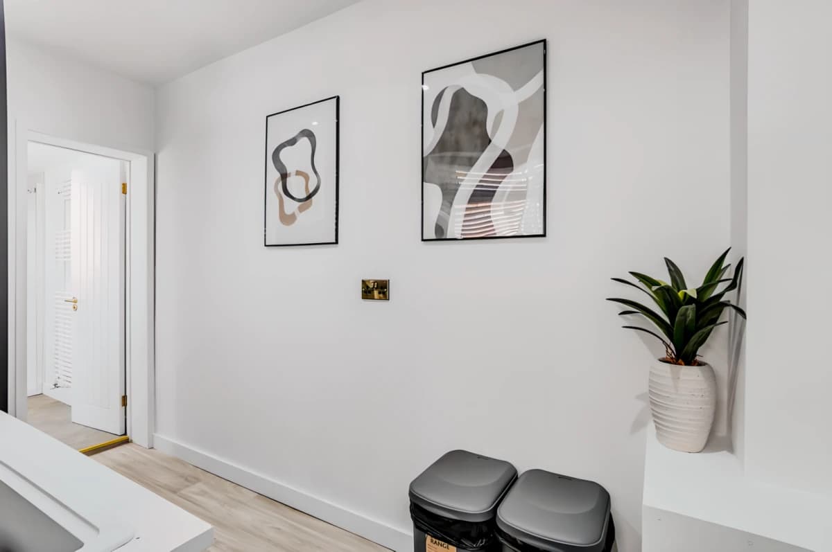 3 Bedrooms 2 Bathrooms