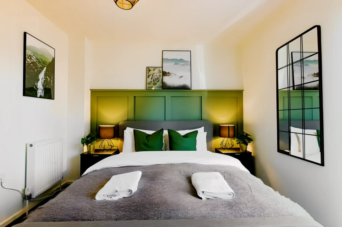3 Bedrooms 2.5 Bathrooms