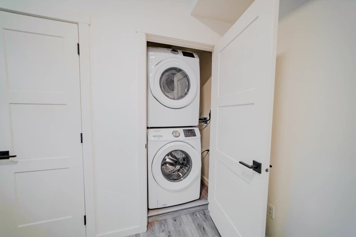1 Bedroom#2710B