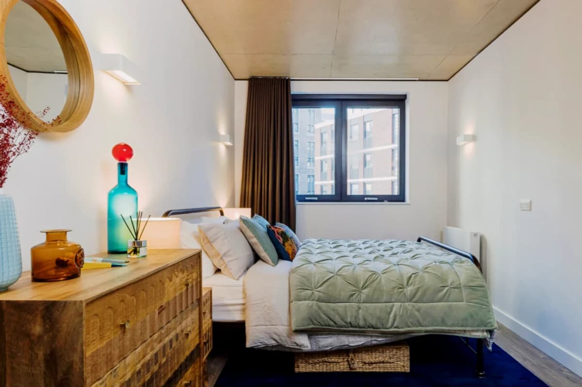 1 Bedroom Apartment