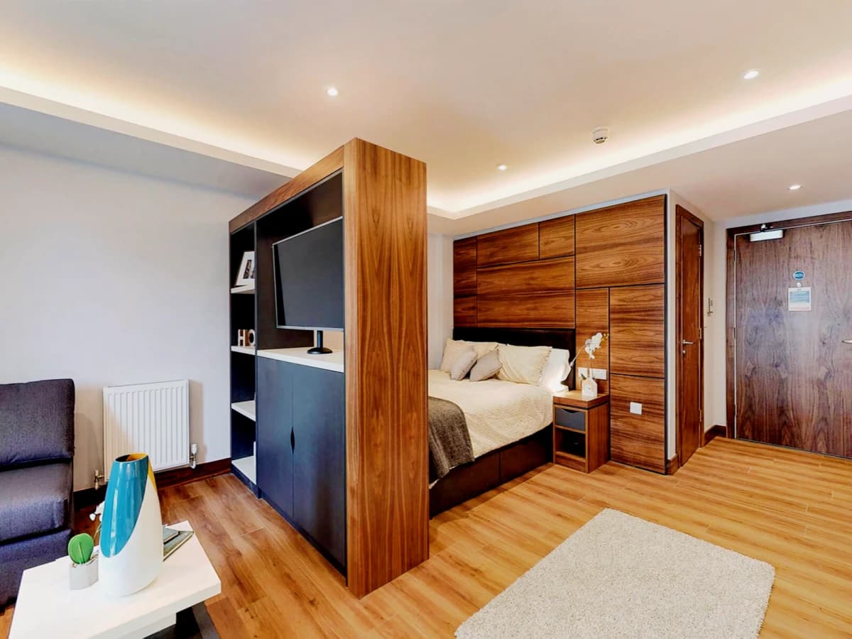 Oasis Residence image
