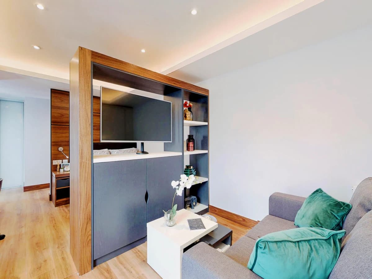Oasis Residence image