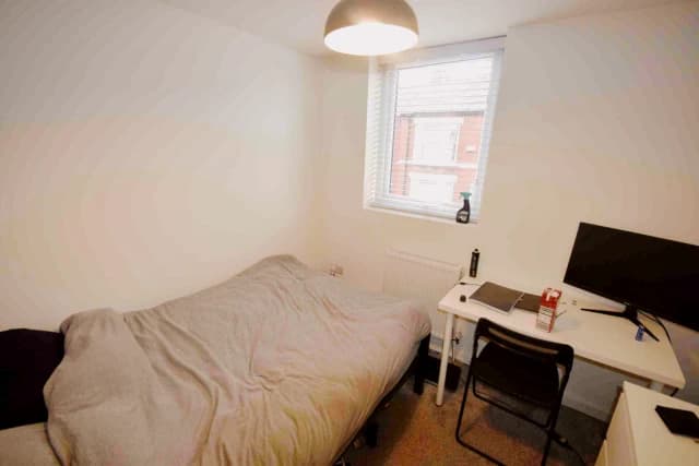 159 Alderson Road, L15 image 3