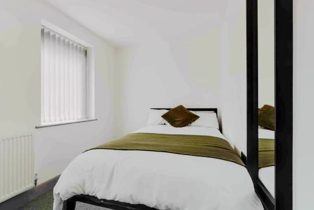55 Picton road, L15 image