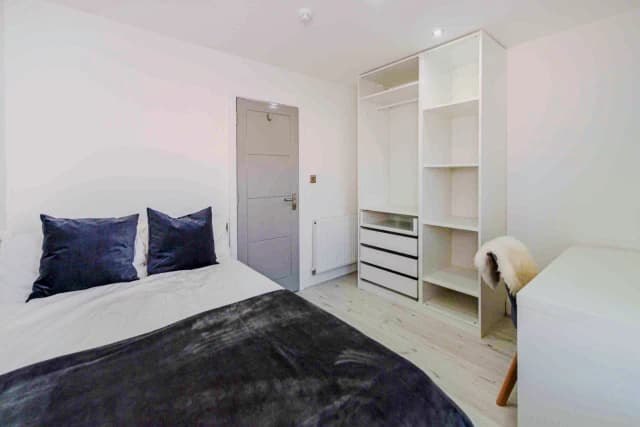 71 Portman road, L15 image