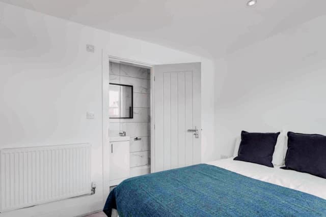 164 Alderson Road, L15 image 3