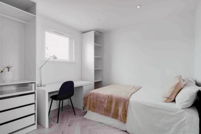 164 Alderson Road, L15 image
