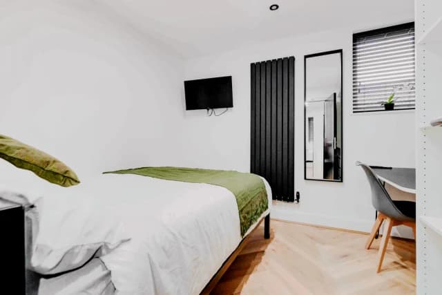 605 Smithdown road, L15 image