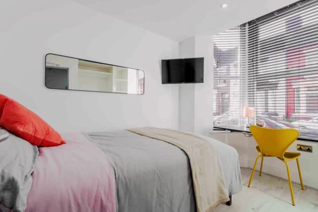 57 Edinburgh road, L7 image