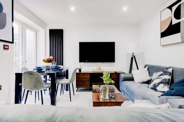 78 Stevenson Street, L15 image 3