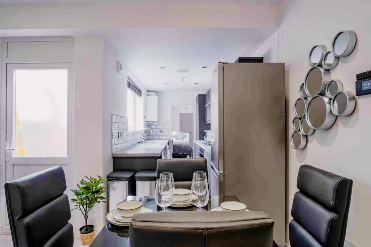 15 Allison Street, LN1 image 3