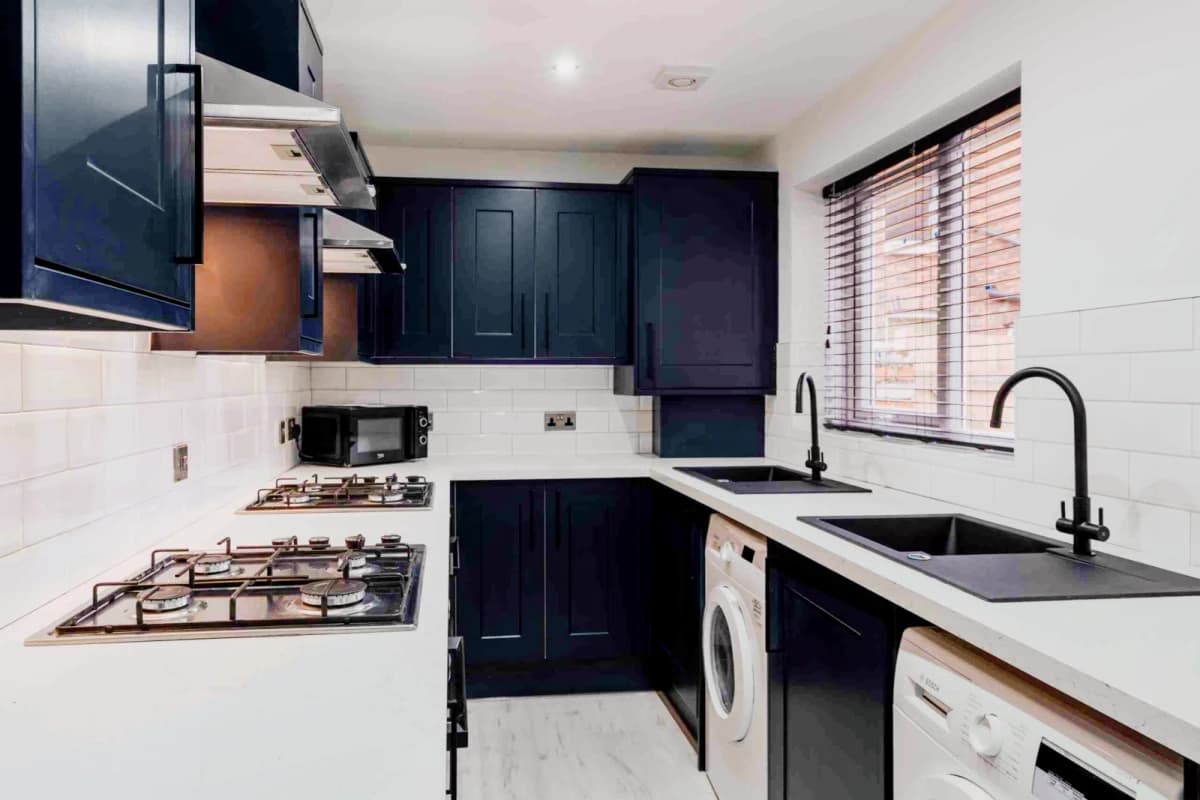 125 Portland Street, LN5 image 3