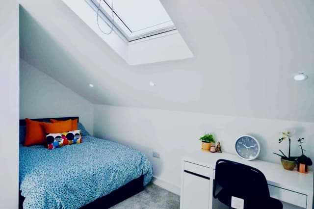 142 Upper Warwick Street, L8 image