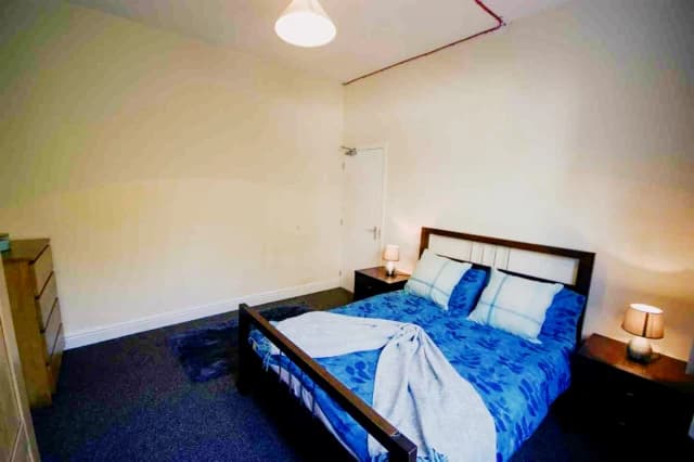 29 Stanley Street, L7 image