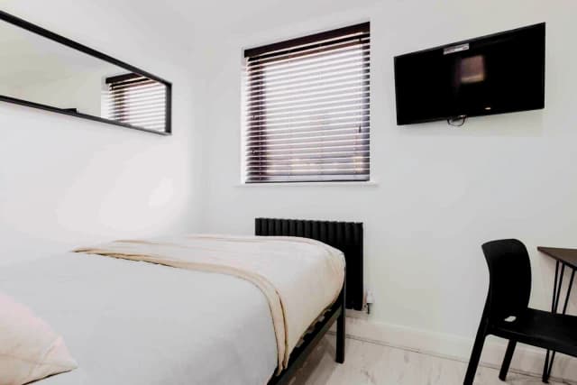 57 Kenmare road, L15 image