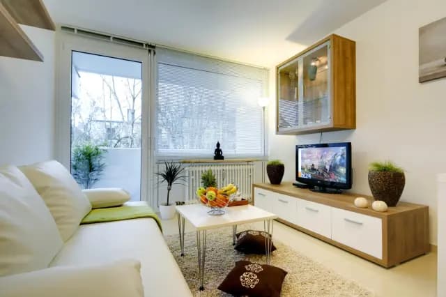 Studio near Petuelring metro station