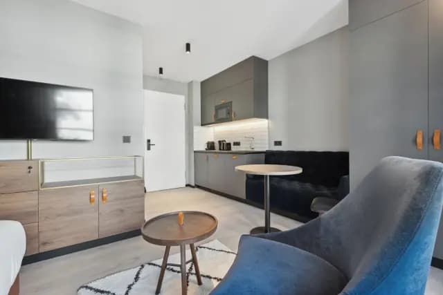 Smart and bright studio in Rummelsburger