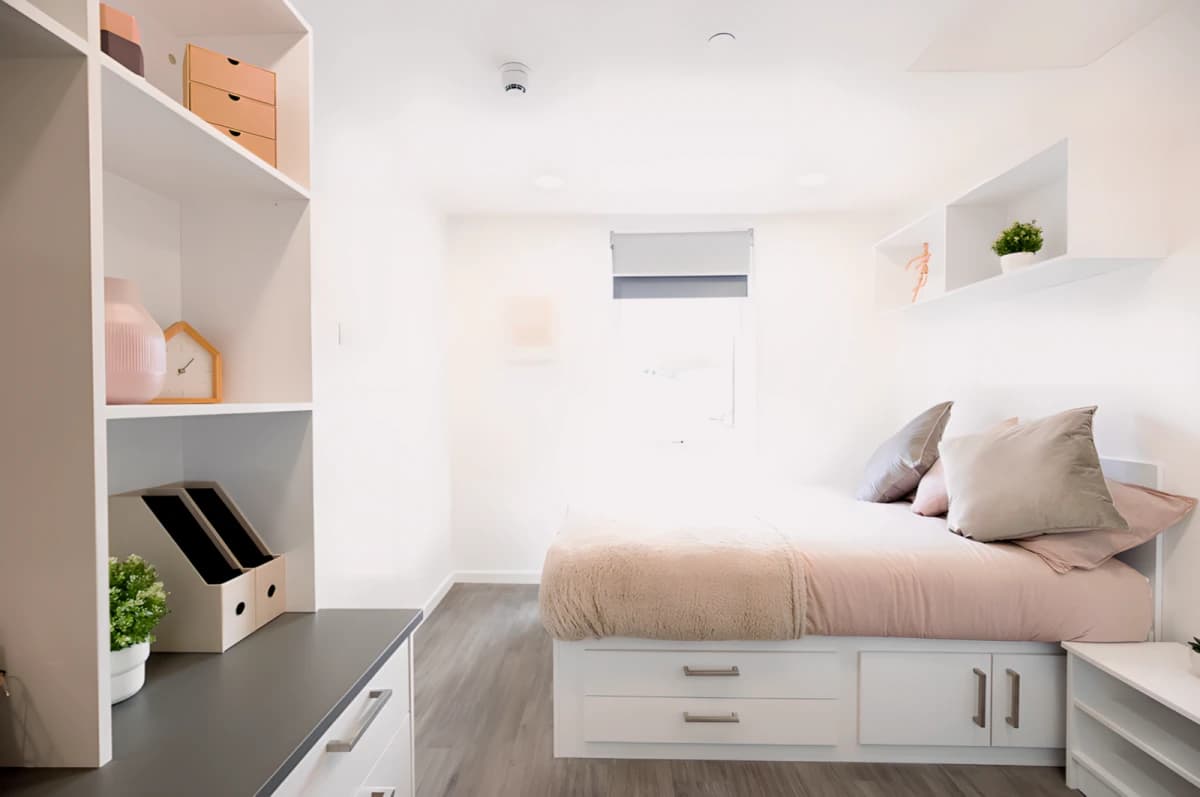 7 Bed Classic En-suite
