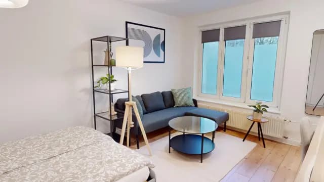 studio in Plänterwald image 2