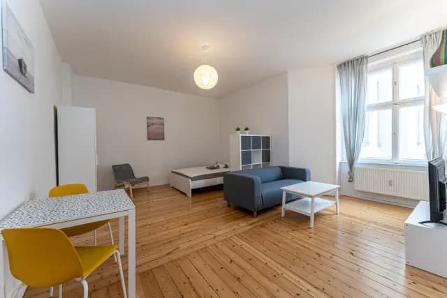 Spacious studio in Pankow