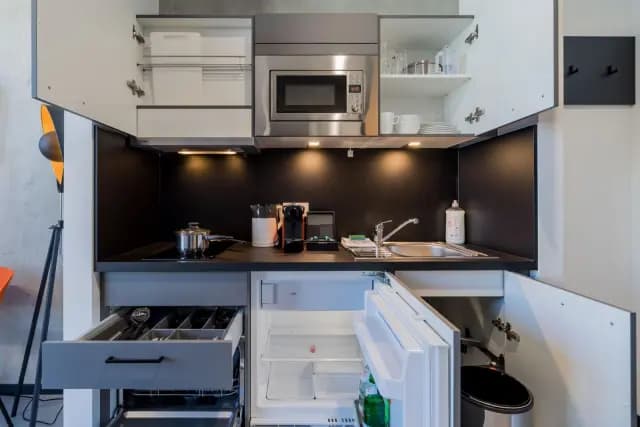 Very bright studio in Kreuzberg