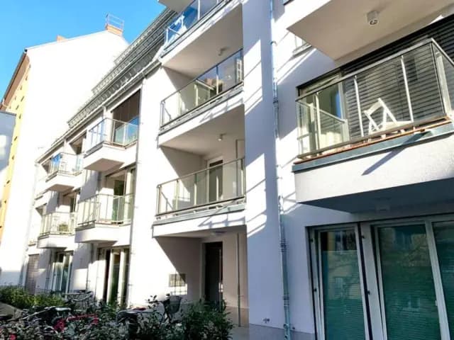 studio in Friedrichshain image 2