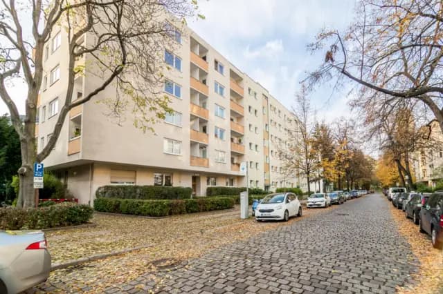 studio in Wilmersdorf image 2