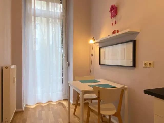 Appealing 1-bedroom apartment in well-connected Prenzlauer Berg