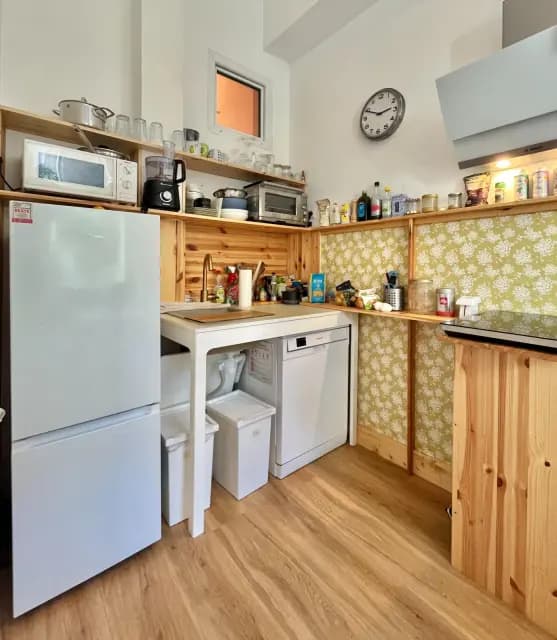 Classy studio with high ceilings in Moabit