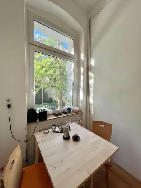 Classy studio with high ceilings in Moabit
