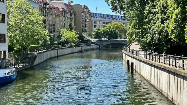 Mitte Premium Balcony