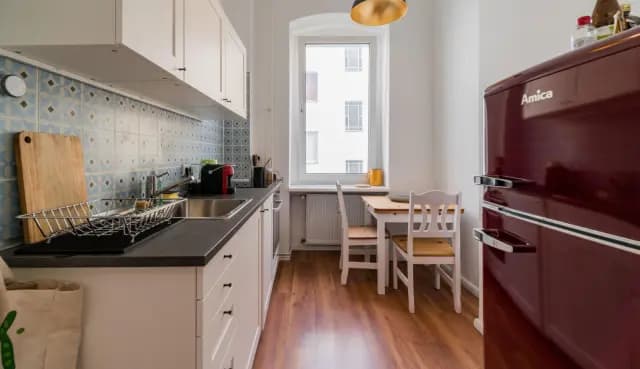 Charming studio near the Hermannstraße train station