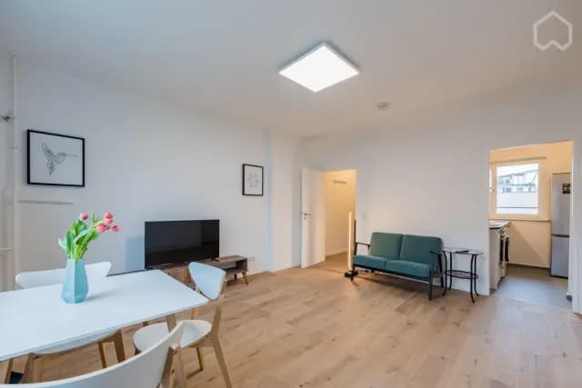 Bright loft in quiet street