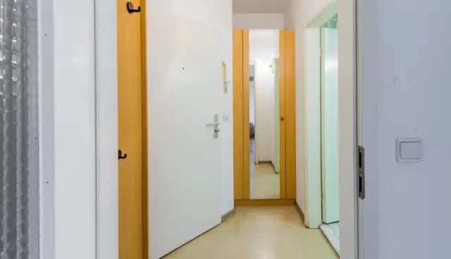 studio near Kreuznacher Straße image 4
