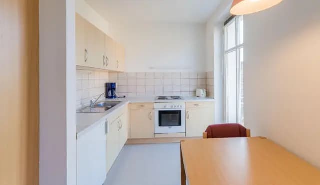 Charming studio with a balcony, in Friedenau