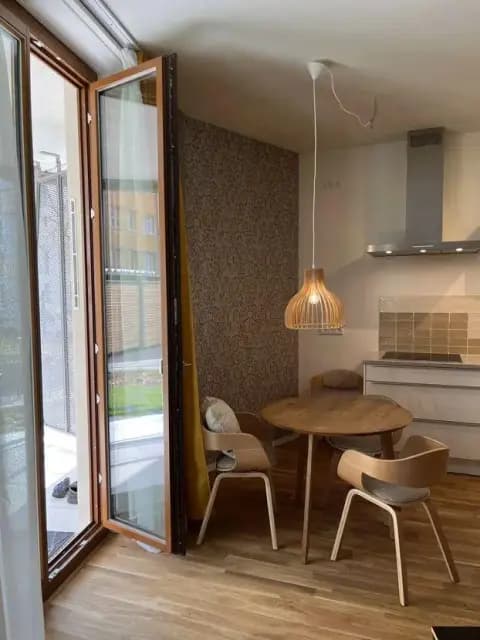 Modern and beautiful studio near the Ostbahnhof train station