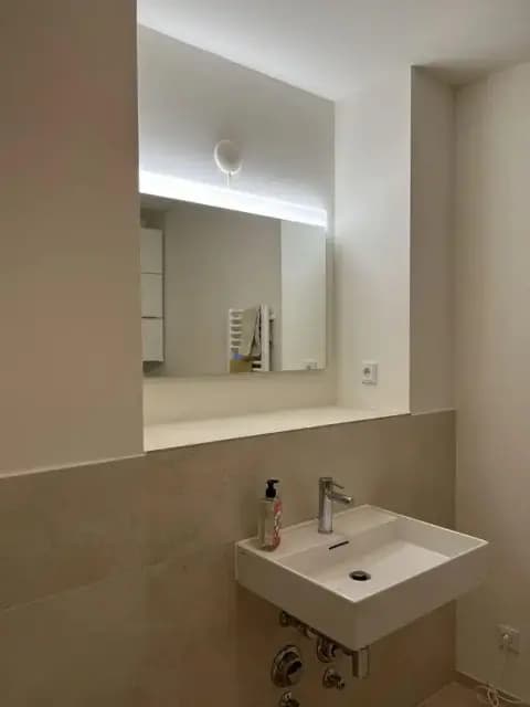 Modern and beautiful studio near the Ostbahnhof train station