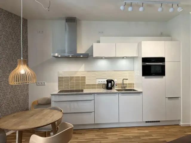 Modern and beautiful studio near the Ostbahnhof train station