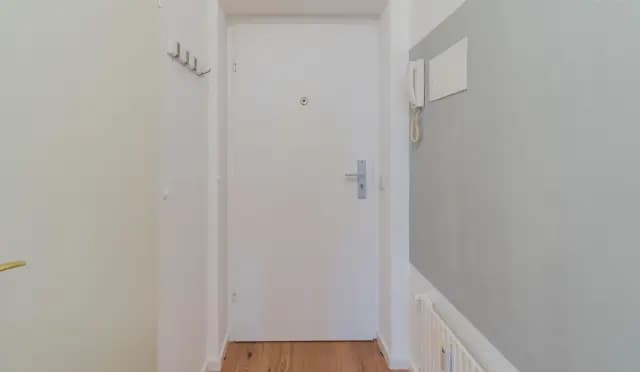 studio in Charlottenburg image 2
